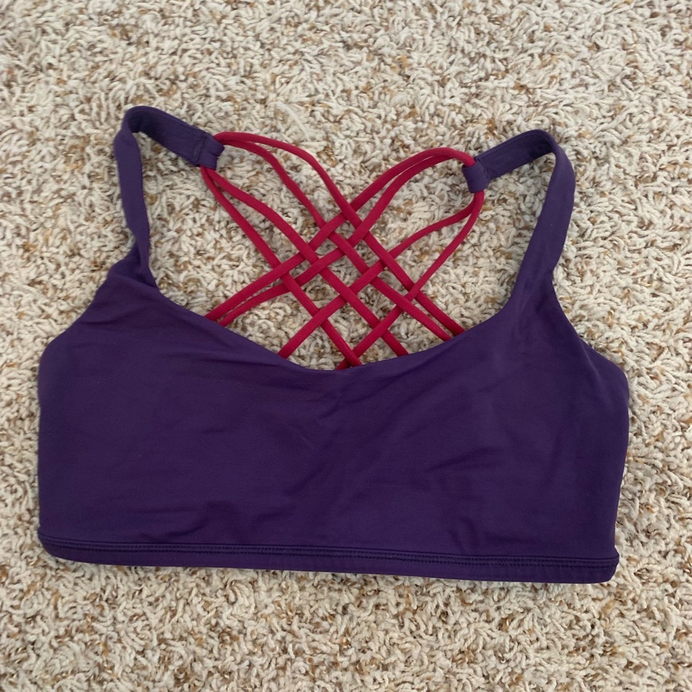 Lululemon Free to Be Wild Sports Bra